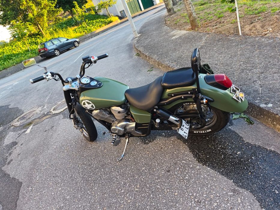 Honda shadow 750