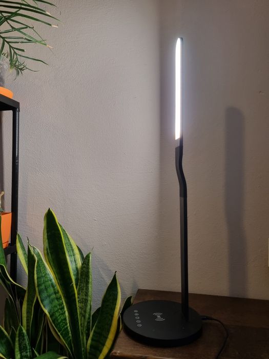 Lampka LED trzy światło ciepłe zimne regulacja dotykowa