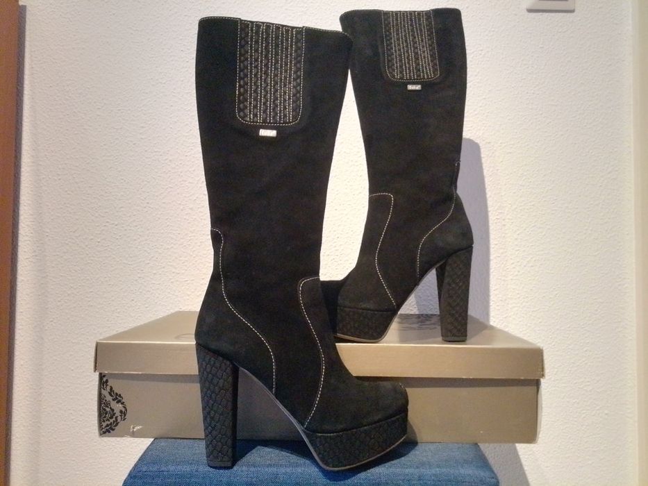 Botas Pretas Senhora Ruika