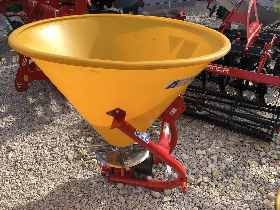 Rozsiewacz nawozu lejek ABRA Strumyk 300;350;400;500l NOWY