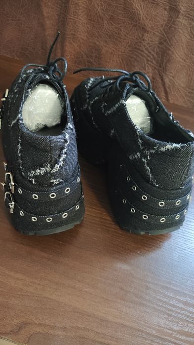 Ботинки, кеди на високій платформі 40р