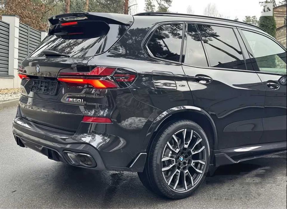 Обвес BMW X5 G05 Paradigma LCI бмв х5 г05 2022+ Дифузор Насадки Губа