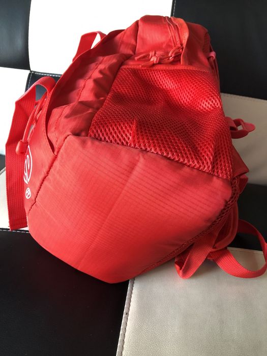 Mochila Supreme Vermelha Saco Mala Streetwear