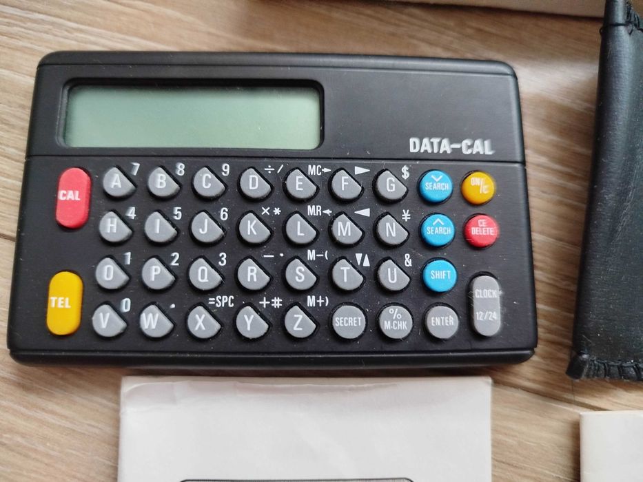 przechowywanie danych i tel. numerów, Lcd zegar,  10 kalkulator
