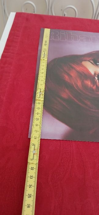 Poster Rihanna/Glee, com defeito