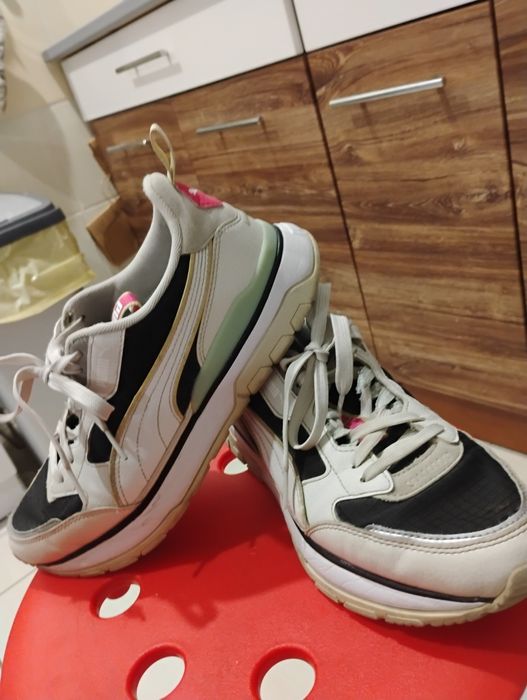 Buty damskie Puma 39.