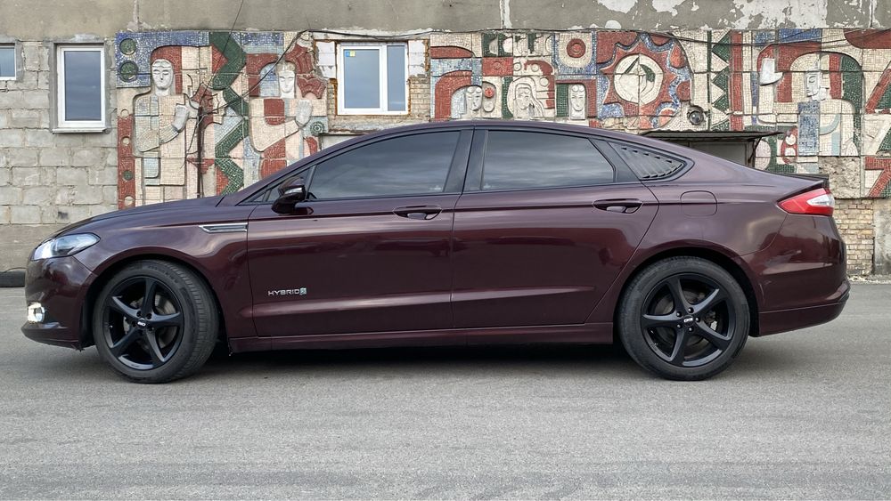 Продам автомобіль Ford Fusion Hybrid 2.0 - гарне і економне авто Форд