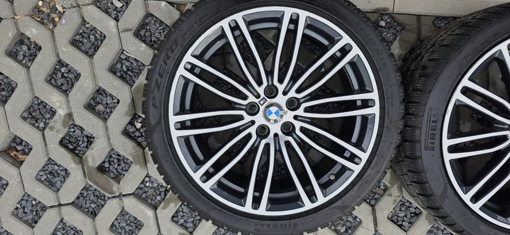Felgi BMW 19” Styling 664M OEM G30 G31 5x112 ET30 ET44 + opony zimowe