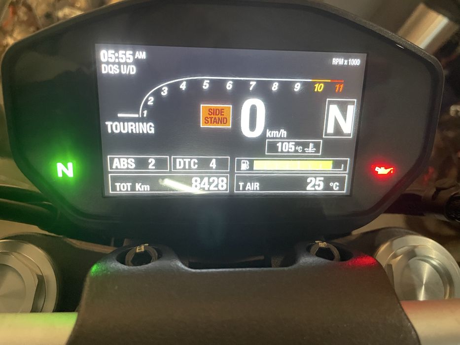 Ducati Monster 821 (2019) – Como Nova, Extras  8.400 km