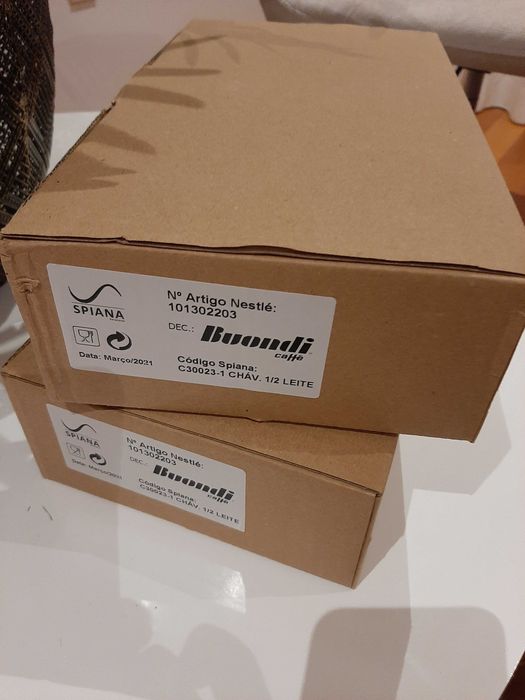 Chávenas Buondi para meia de leite