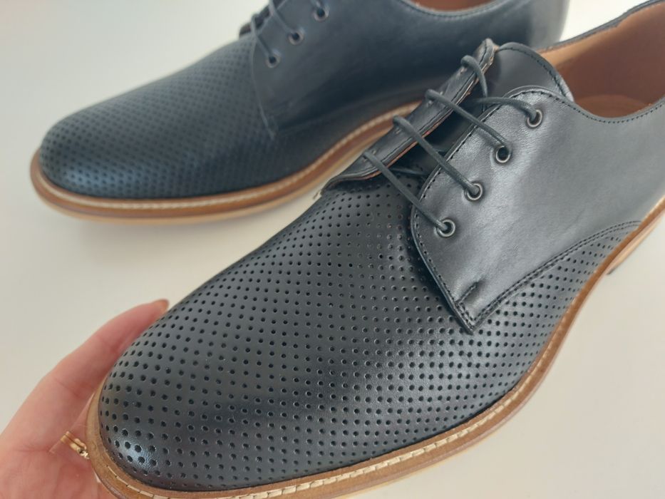 Buty męskie skórzane Conhpol w rozmiarze 43 Nowe