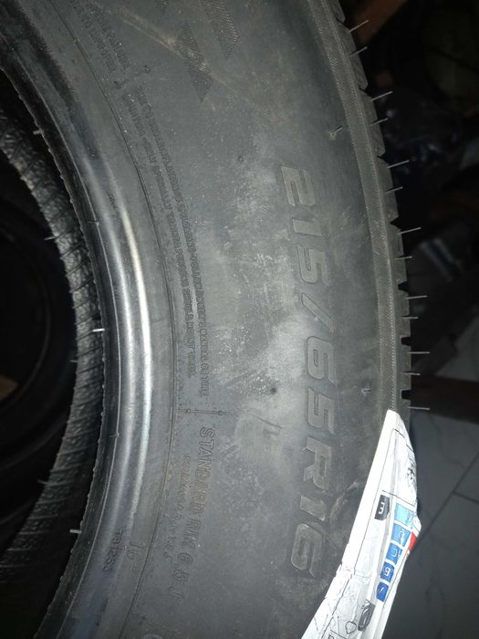 Продам Автошини  215/65 R 16 зимові