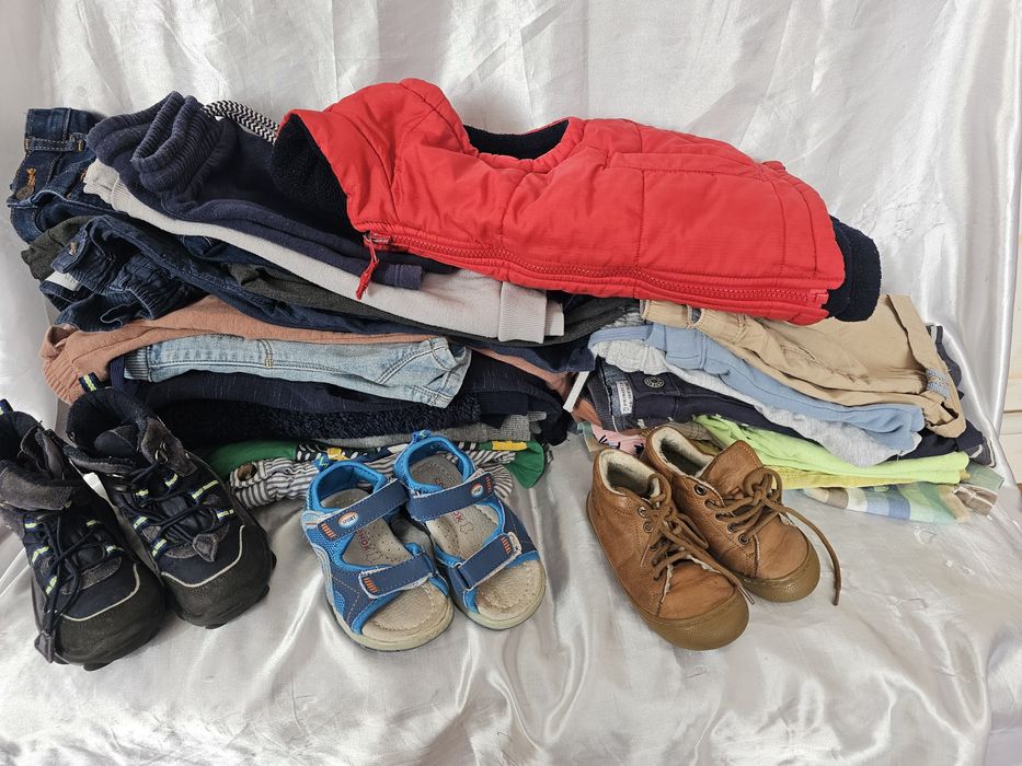 Пакет речей для хлопчика  розмір 92-98  взуття 23/24