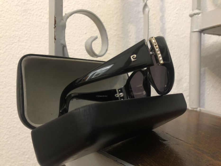 Vendo óculos de sol64284991843713122