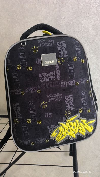 Продам шкільний рюкзак