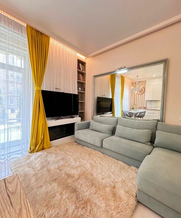 Подобово оренда поруч центру