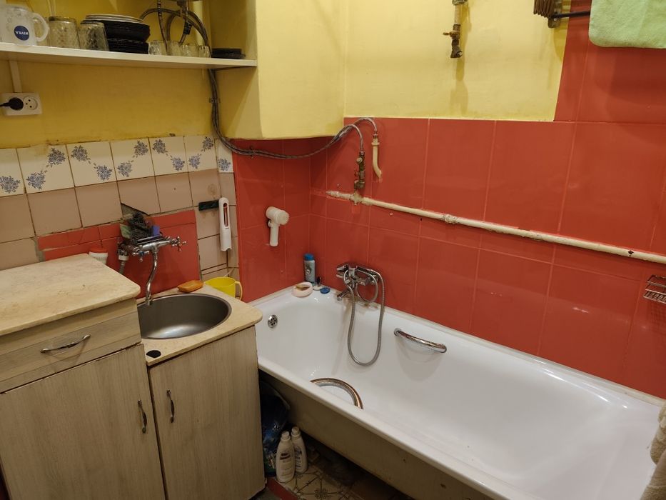 Квартира подобо погодинно для 1-4х осіб центр