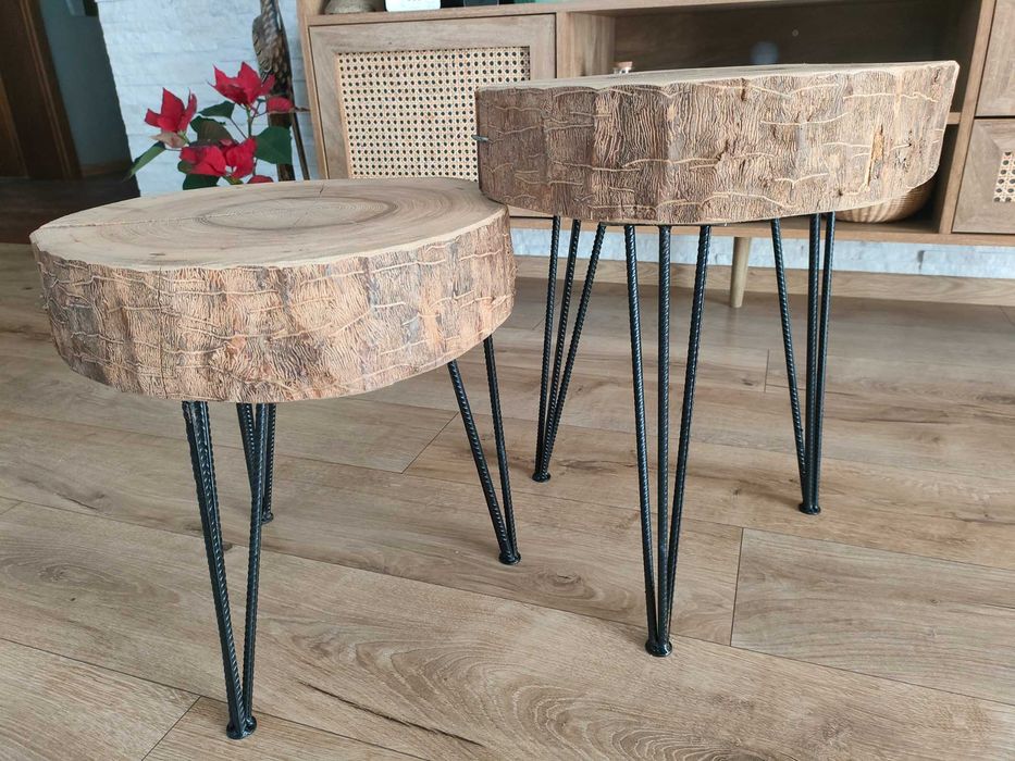 Dwa stoliki z Drawna dębowego komplet.Wielkość blatu 37cm