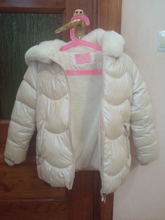 Курточка для дівчинки
