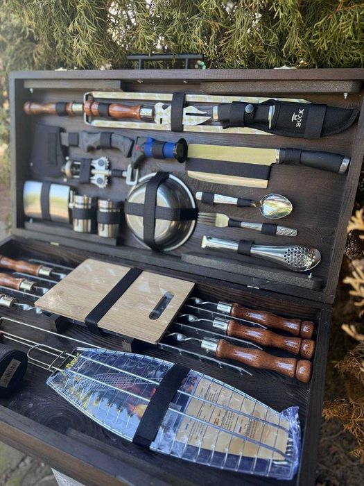 Набір для шашлика шампура в деревянном кейсе на подарок мужчине мужу