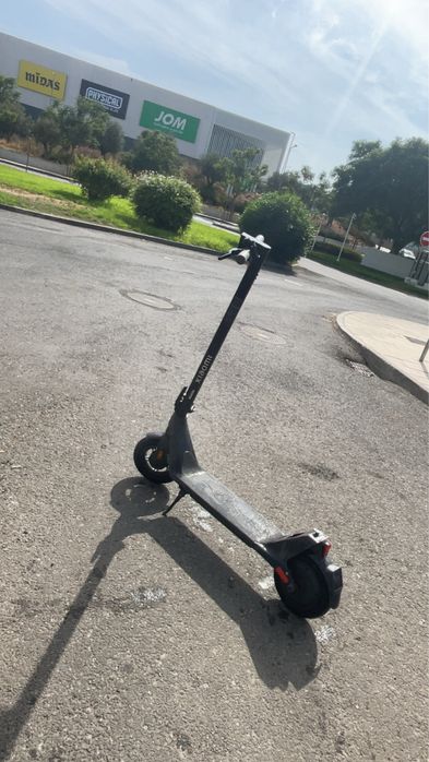 Trotinete eltrica xiaomi com carregador
