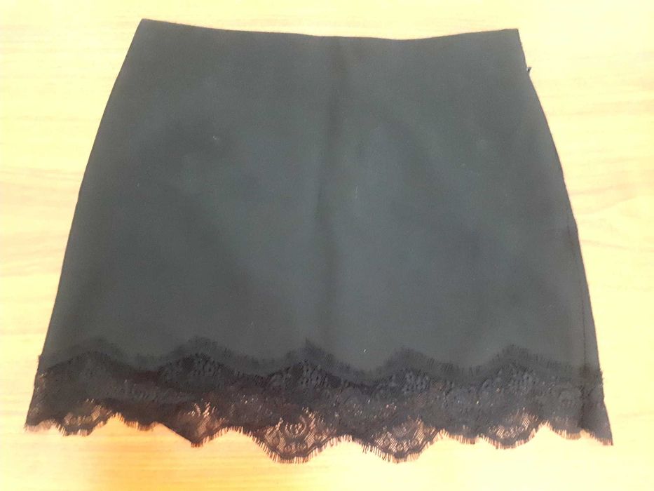 Mini - Saia com renda