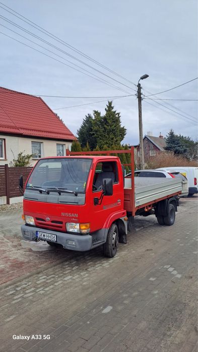 Nissan cabstar  3.0 td ,110 km  wywrotka kiper