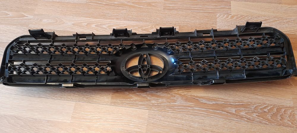 Решетка радиатора