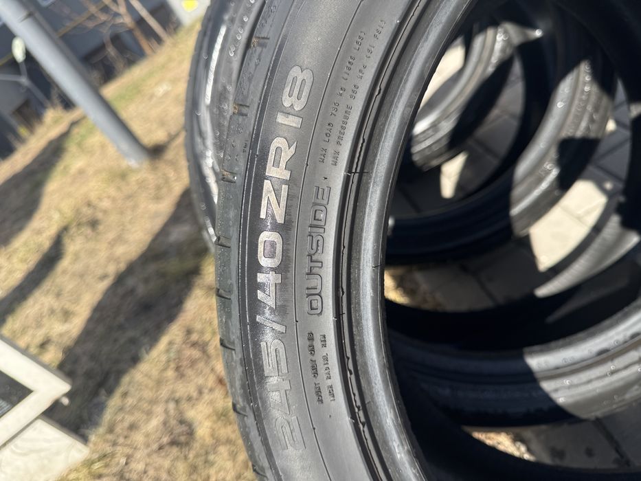 Nokian   z R18  245/40