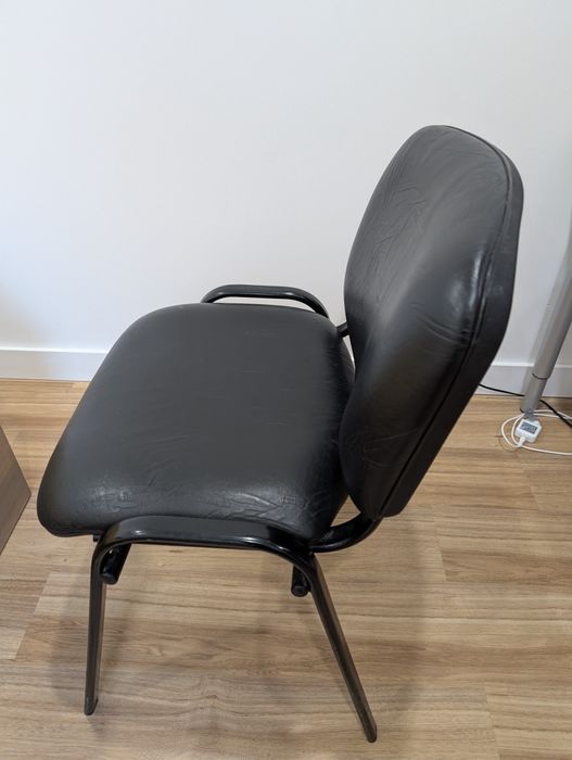 Cadeira de escritório em pele