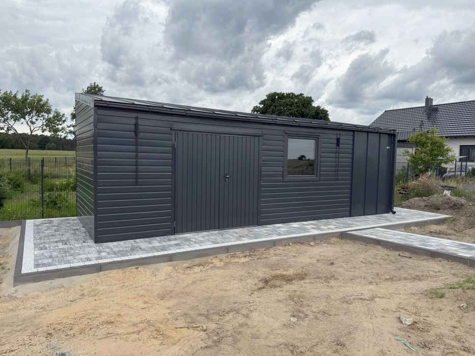 Garaż blaszany, garaż z płyty warstwowej, garaż modułowy RAPTUS