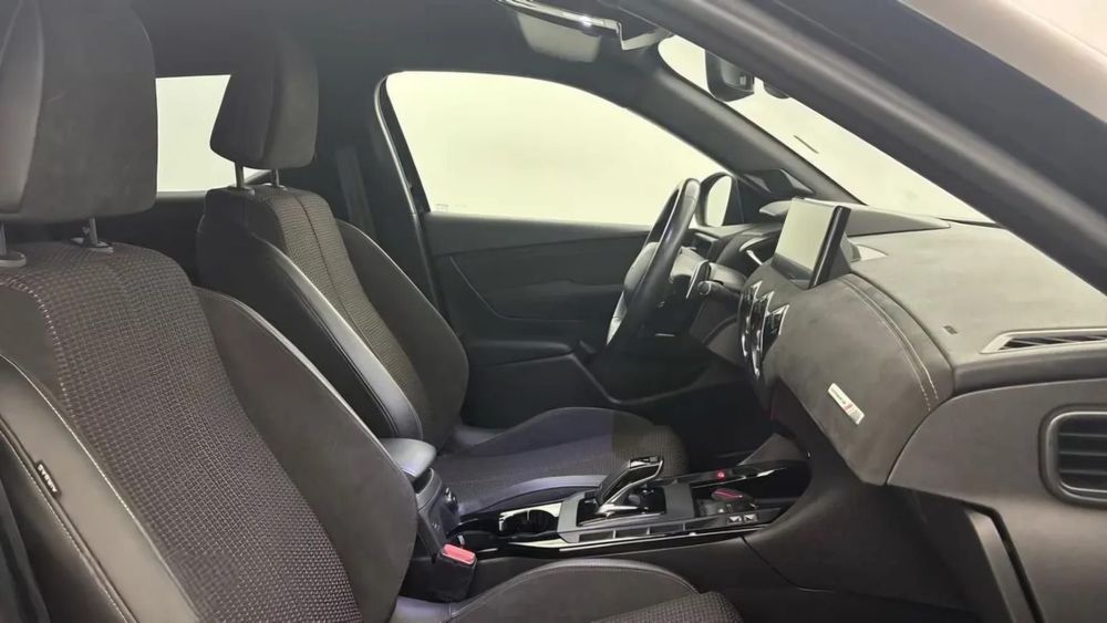 DS DS3 Crossback PureTech 130 Aut. PERFORMANCE LINE +