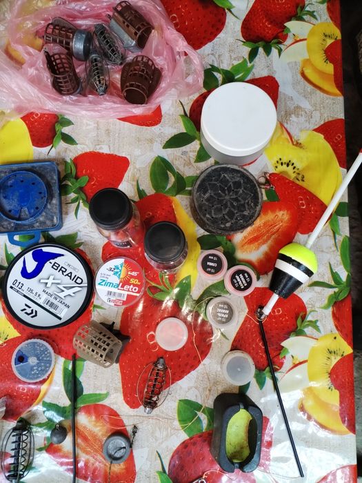 Снасти рыбацкие разные