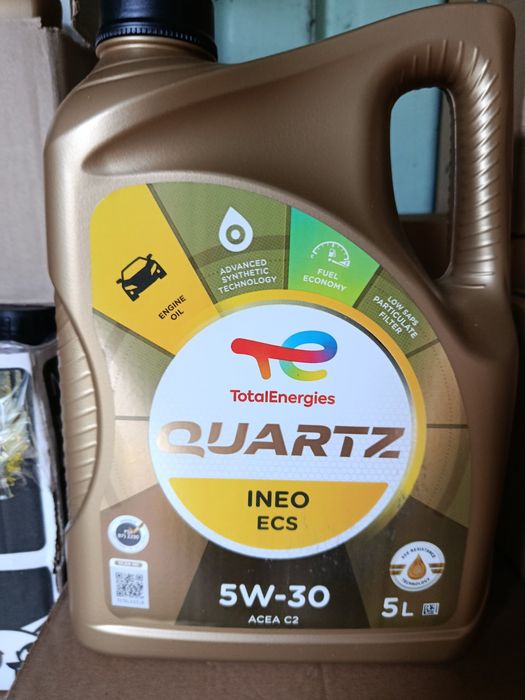 Моторна олива Total Quartz Ineo ECS 5W-30 5л