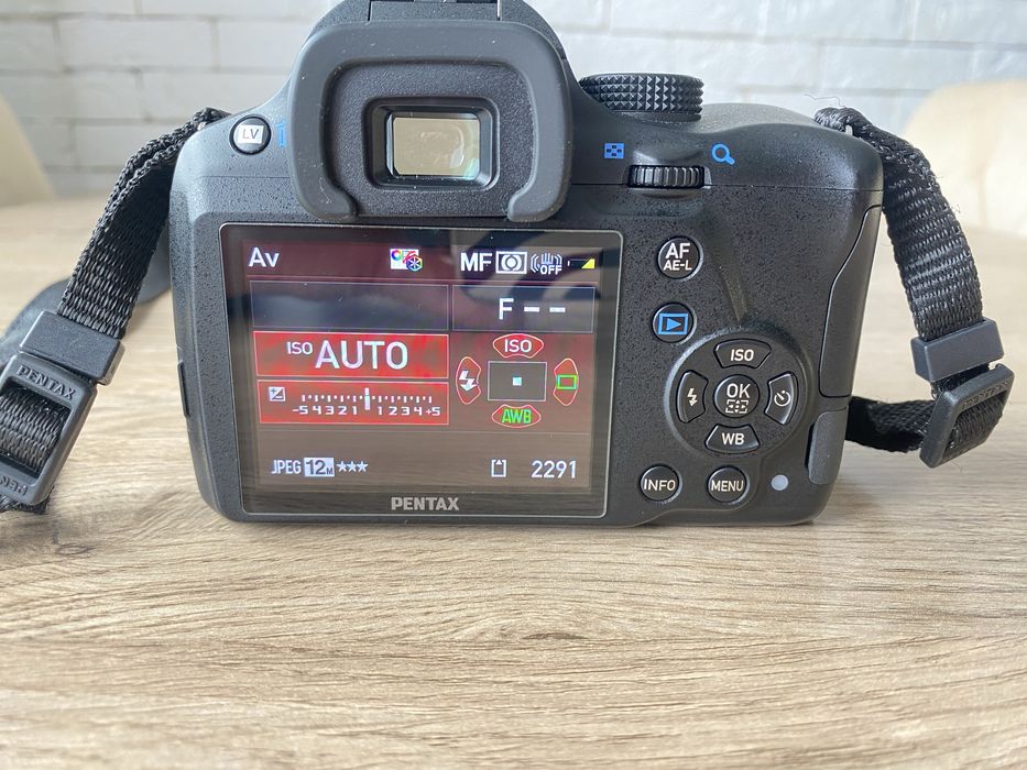 Aparat lustrzanka Pentax K-50 body IDEAŁ