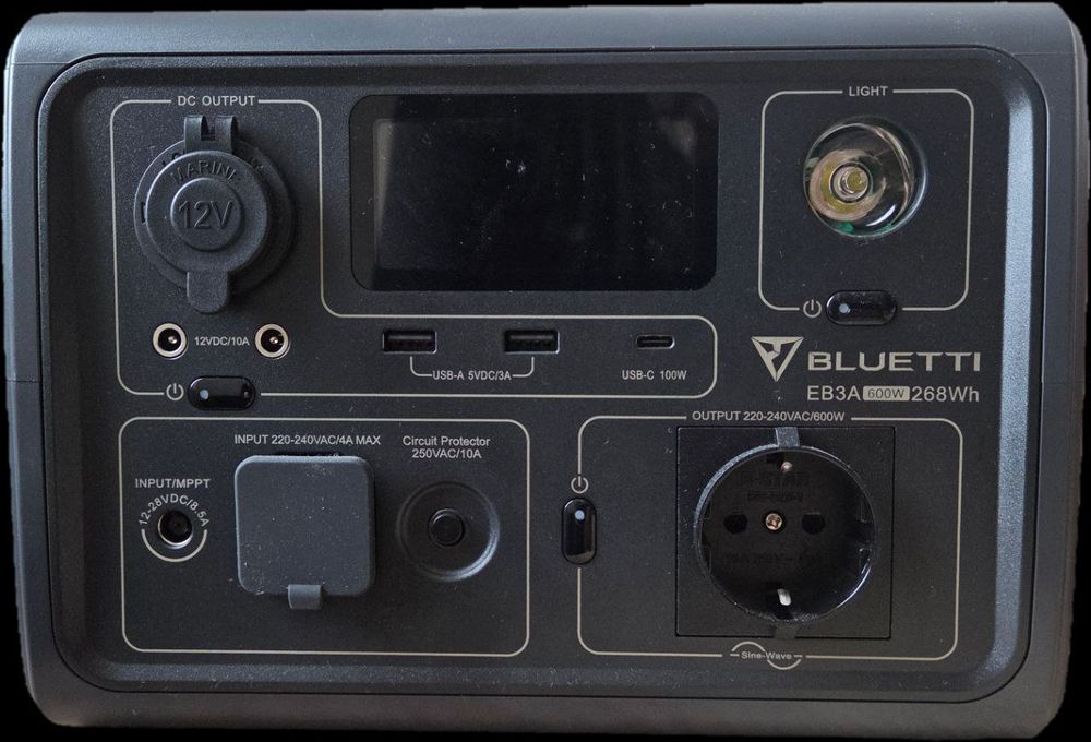 Портативна зарядна станція Bluetti EB3A