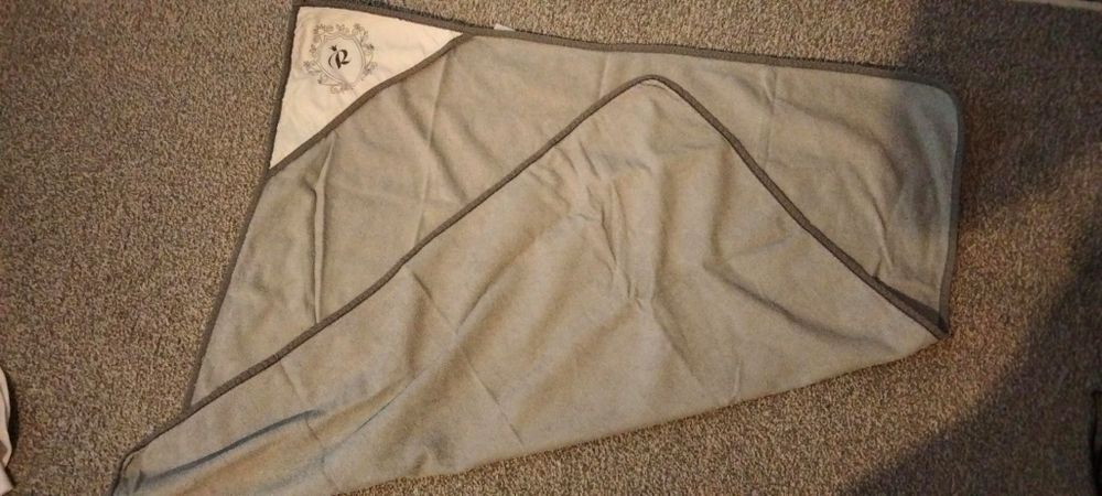 Ręcznik kąpielowy z kapturkiem  dla dziecka