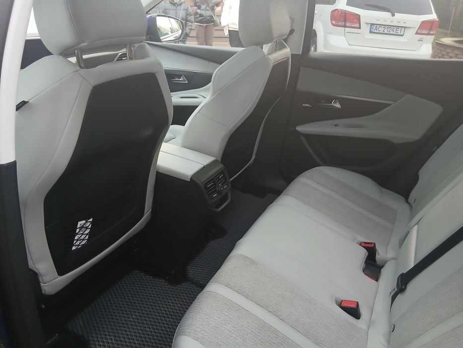 Авто в хорошому станні