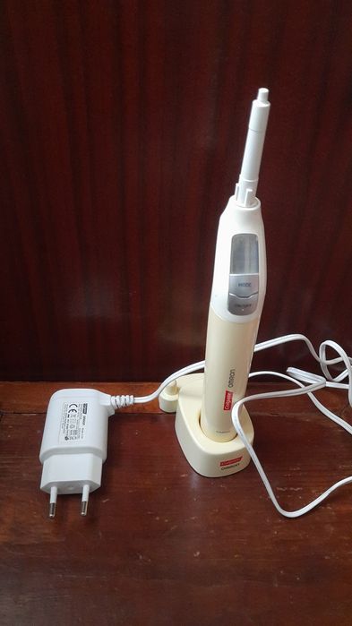 Colgate omron електрична зубна щітка model ProClinical A1500