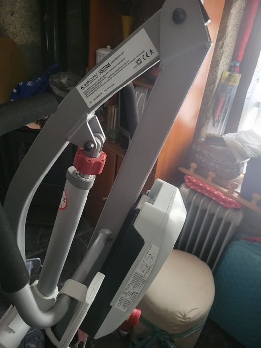 Elevador elétrico MOBICLINIC