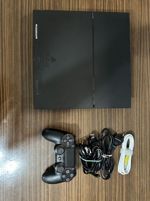 PS4  + контролер + ігри + комплектуючі