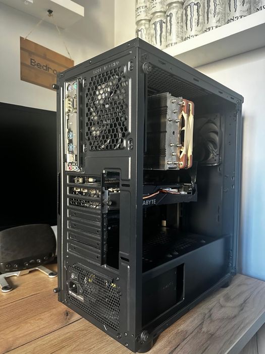 Komputer Stacjonarny (RTX, i7)