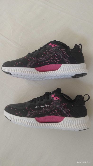 Damskie adidasy rozm 37,5