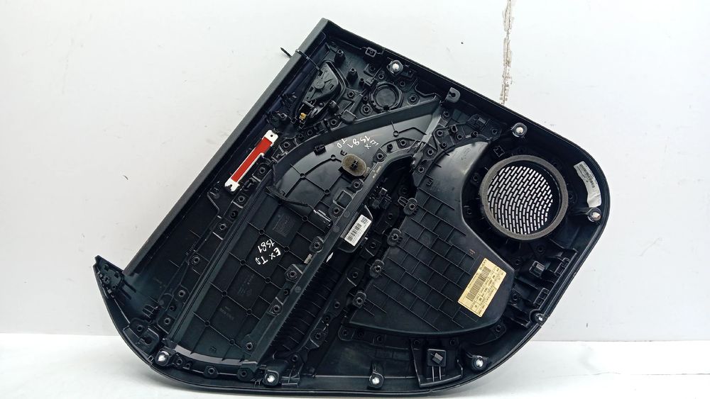 Forra porta / quartela trás direita RENAULT Captur II