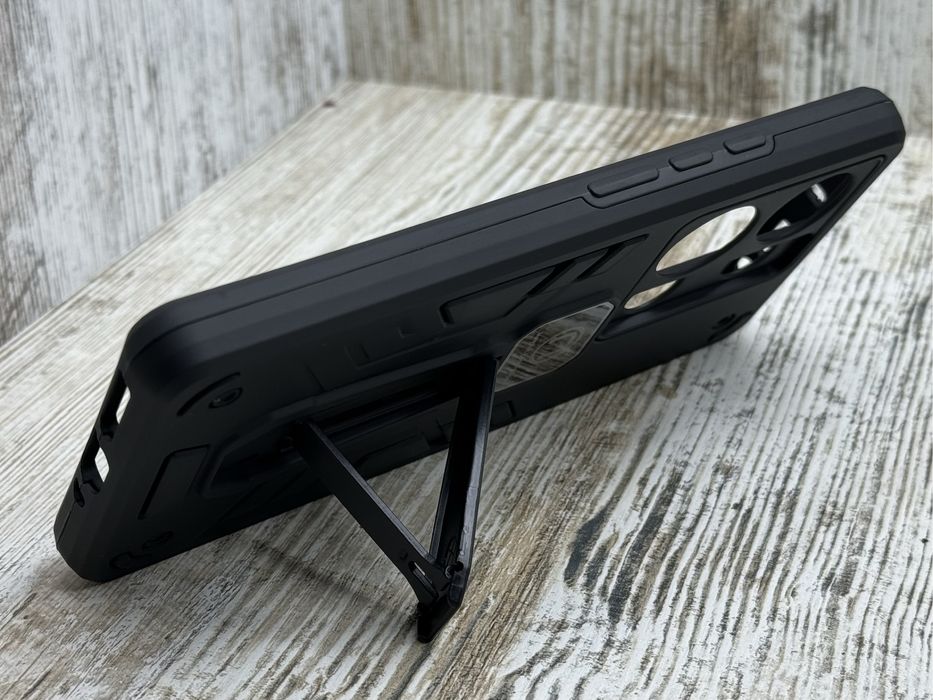 Чехол противоударный на Xiaomi Redmi Note 13 Pro 4G/ Poco M6 Pro