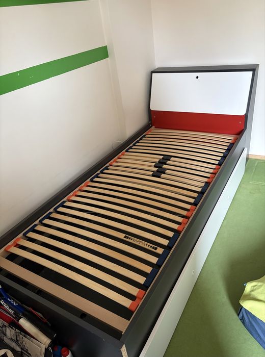 Łóżko dla młodzieży 90x200