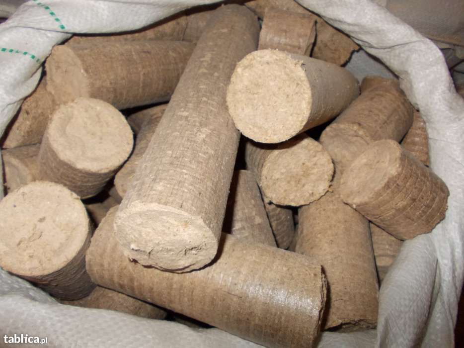 Drewno, Brykiet do kominków, pieców CO, kaflowych