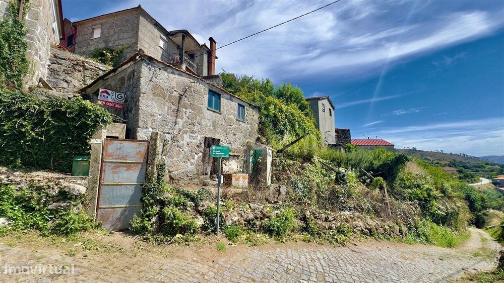 Moradia T2 / Baião, Viariz