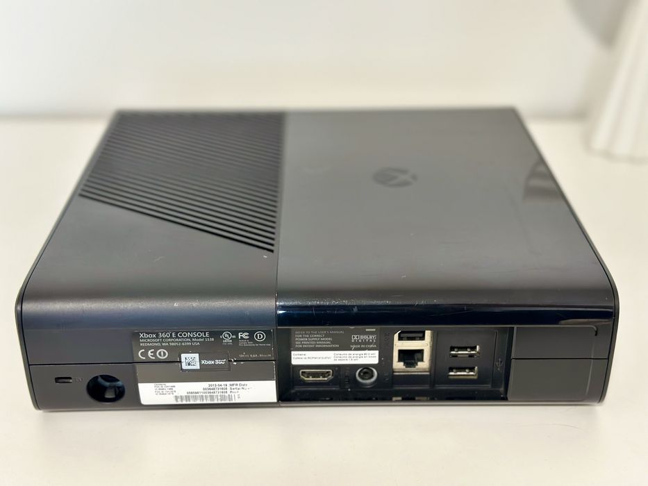 XBOX 360E 250gb Freeboot
