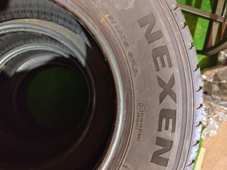 Легкові щини б/у